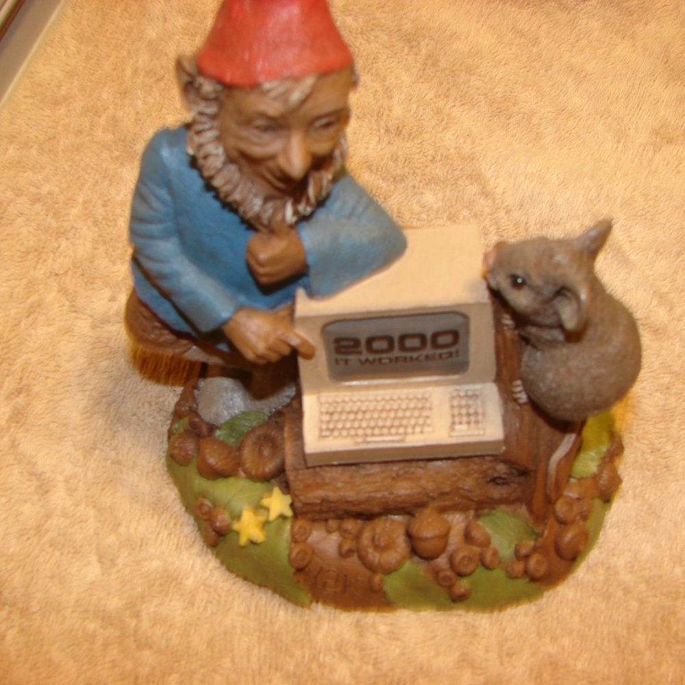 M052025 Tom Clark 2000